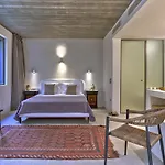 Pezoules House Ii Lefkes (Paros)