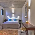 Pezoules House Ii Villa
