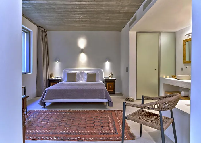 Pezoules House Ii Lefkes (Paros)